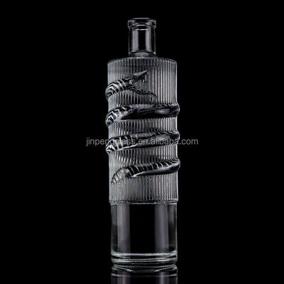 Garrafa de vidro de luxo em relevo 750ml 1000ml Limpo Flint Gin Rum Champagne Tequila Garrafa de uísque com cortiça