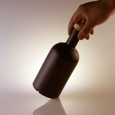 500 ml 750 ml garrafa de vidro vazia com cortiça personalizada Verniz Vodka Tequila Liquor