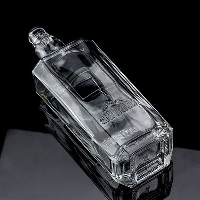 750ml 75cl Super Flint Quadrado Garrafa de vidro em relevo com tampa de parafuso Rum Vodka Whisky