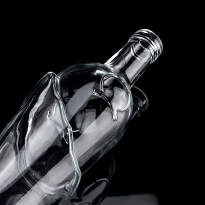750 ml Super Flint Round Glass Bottle com tampa de parafuso para VODKA